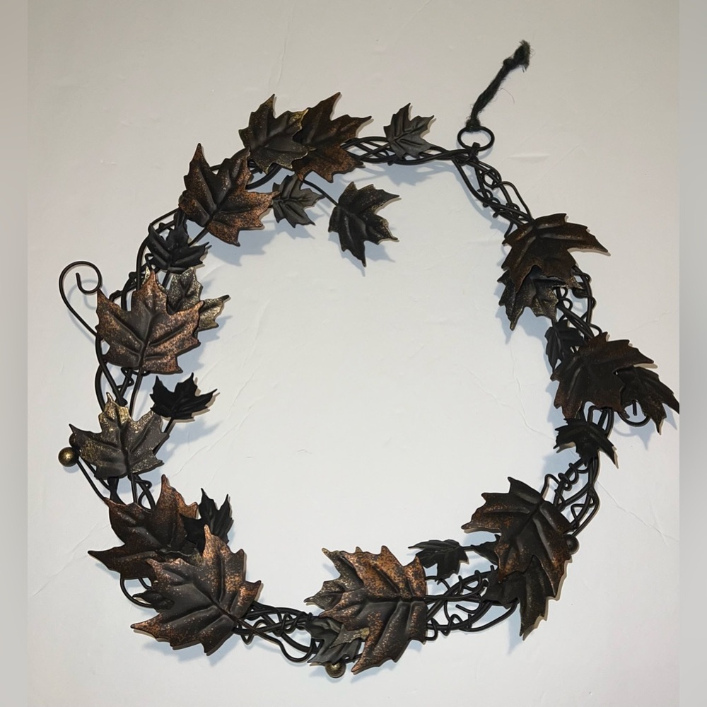 Vintage Fall Leaves Wreath